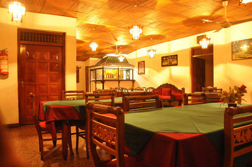 Oyo 436 Sandakelum Tourist Guest House Kandy Extérieur photo