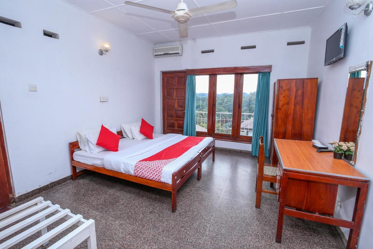Oyo 436 Sandakelum Tourist Guest House Kandy Extérieur photo