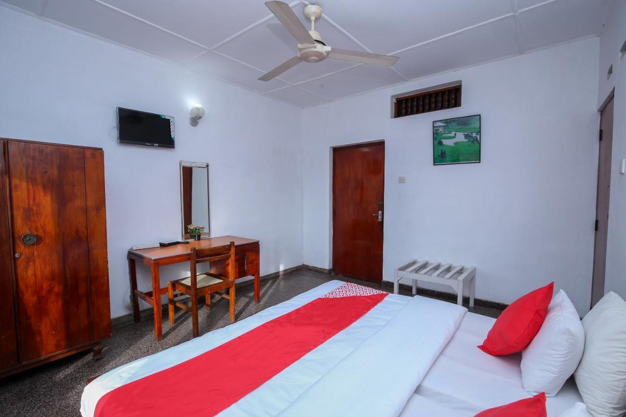 Oyo 436 Sandakelum Tourist Guest House Kandy Extérieur photo